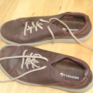 Used Women's Merrell Huckleberry Outdoor Shoes size 7